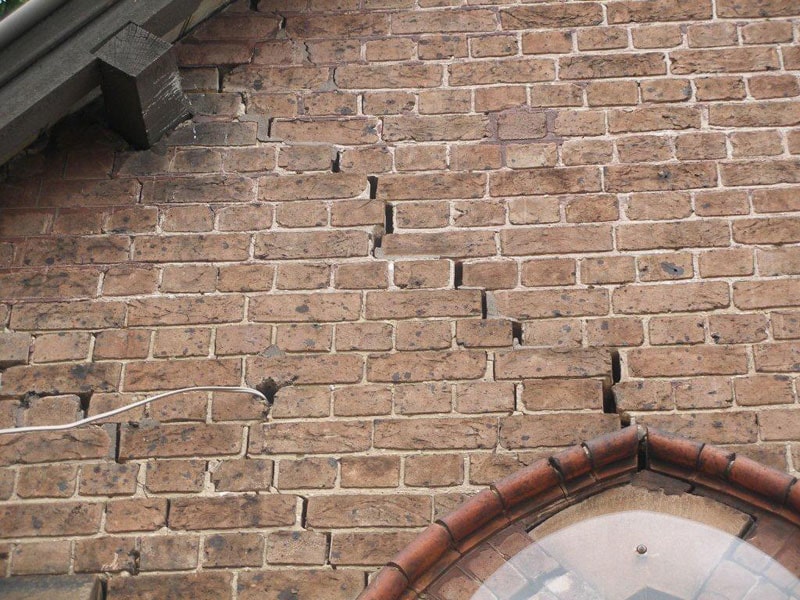 Wall Crack Repairs